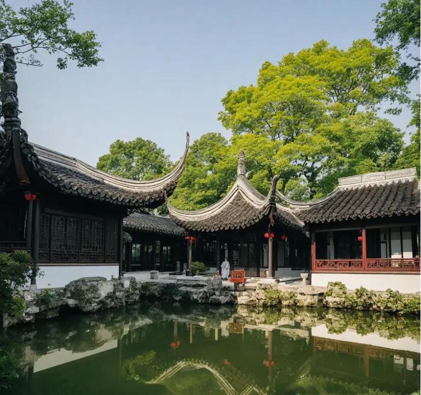 阜阳颍东骤变餐饮有限公司